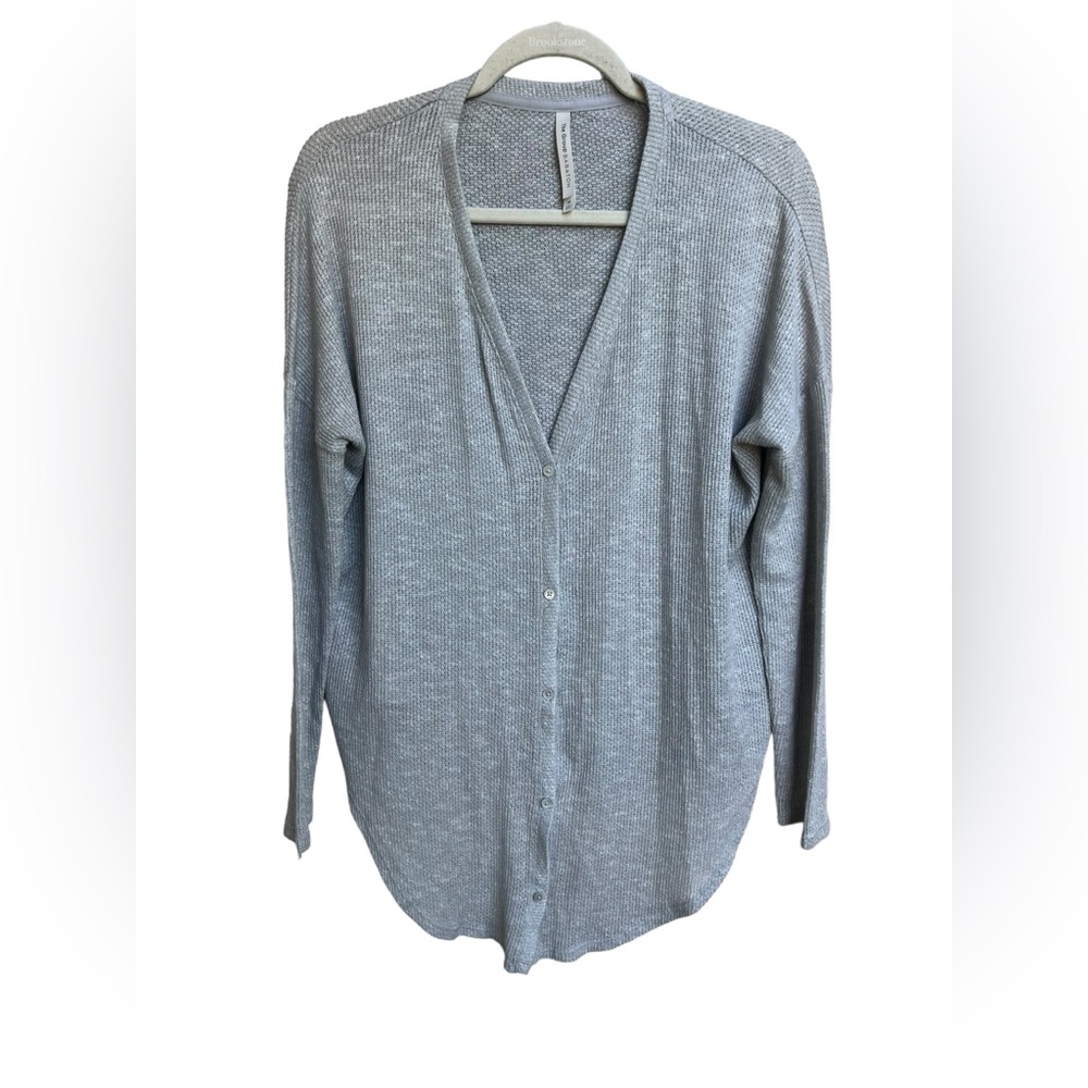 The Group Babaton Women's Button Long‎ Sleeve Waffle Knit Top Blouse size medium